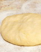 Быстрое тесто на кефире для пирожков