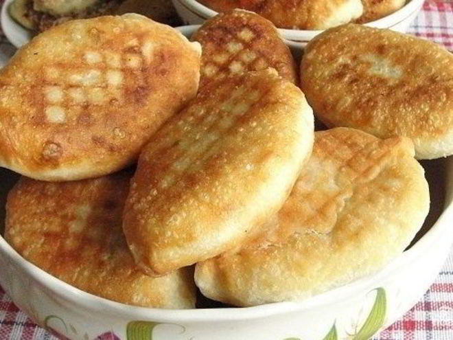 Рецепт быстрого теста на пирожки жареные