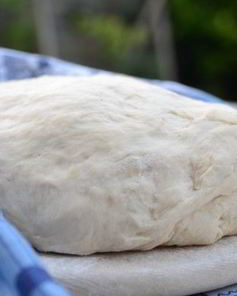 Дрожжевое тесто для пирожков на кефире