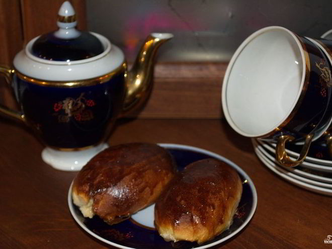 Рецепт дрожжевого теста для пирожков в духовке