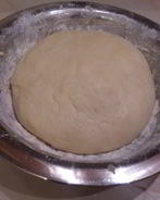 Дрожжевое тесто на кефире для булочек