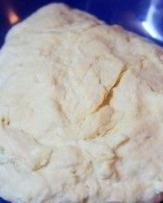 Тесто без дрожжей и яиц