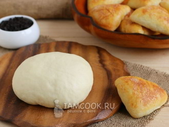 Рецепт теста для пирожков на кефире без яиц