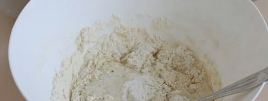 тесто для пирожков на кефире без яиц. Шаг 6