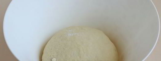 тесто для пирожков на кефире без яиц. Шаг 7