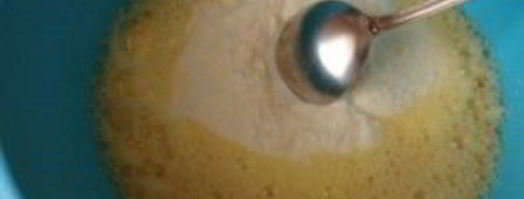 тесто для пирожков на сметане. Шаг 3