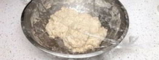 тесто для пиццы без замеса. Шаг 2