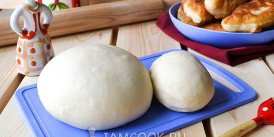 Тесто на кефире для пирожков на сковороде