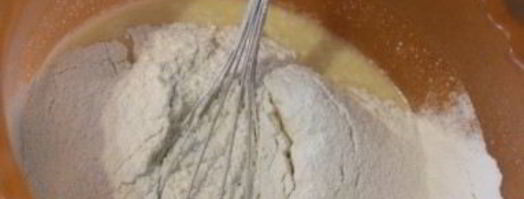 воздушное тесто на кефире. Шаг 2