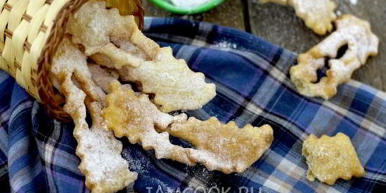 Тонкий хрустящий хворост