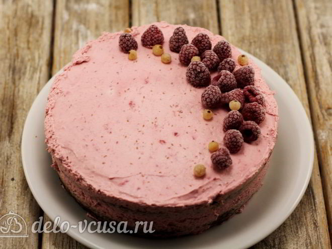 Рецепт бисквитного торта с малиной