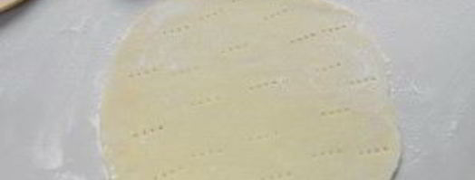 быстрый торт на сковороде со сгущенкой. Шаг 5