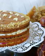 Фруктовый торт с шоколадной глазурью