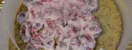 фруктовый торт с шоколадной глазурью. Шаг 13