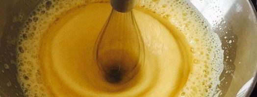 классический торт клубника со сливками. Шаг 2