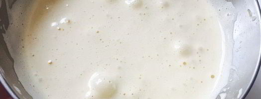 классический торт клубника со сливками. Шаг 3