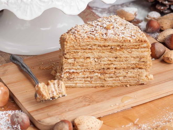 Рецепт медовика со сметанным кремом