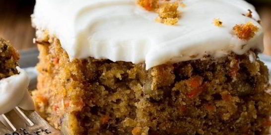 Морковный торт с орехами