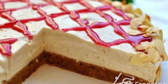 Морковный торт с яблочным кремом