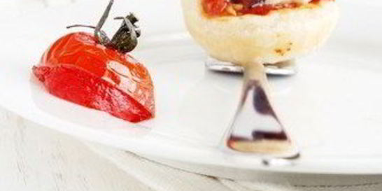 Порционные торты из томатов