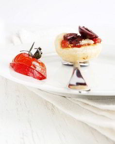 Порционные торты из томатов