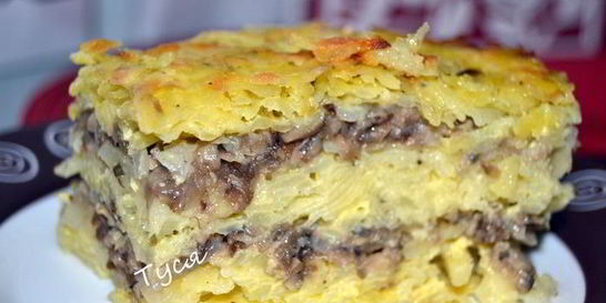 Слоеный картофельный торт с солеными грибами