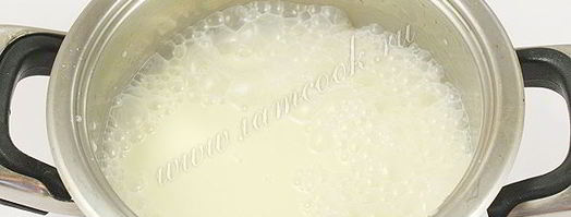 торт бисквитный с фруктами, желе и йогуртом. Шаг 11