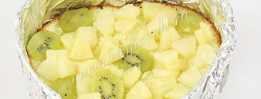 торт бисквитный с фруктами, желе и йогуртом. Шаг 14