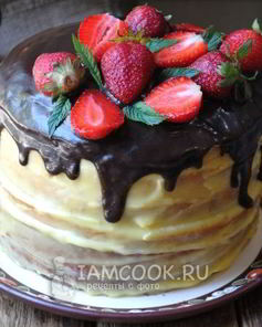 Торт с клубникой и заварным кремом