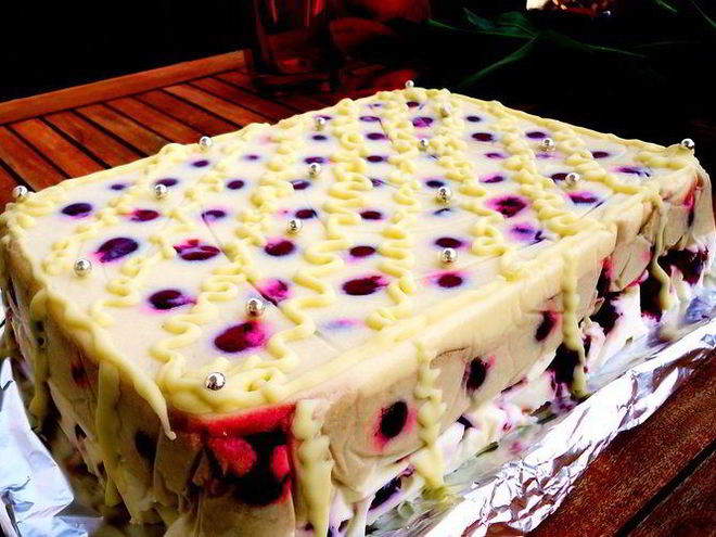 Рецепт торта весеннего поцелуй с кокосовым, мятным и ванильным баваруа