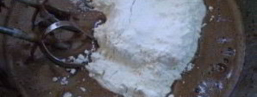 воздушный шоколадный бисквит. Шаг 5