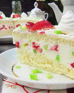 Воздушный торт Клубника