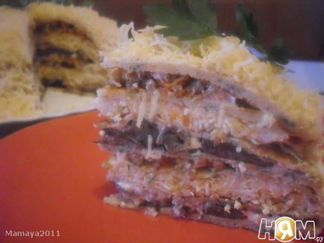 Рецепт закусочного торта из блинов с мясом и грибами