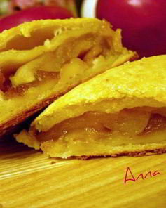 Творожные слойки с яблоками