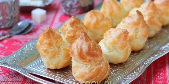 Профитроли с заварным кремом