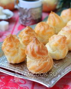 Профитроли с заварным кремом