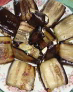 Запеченные конвертики из баклажанов