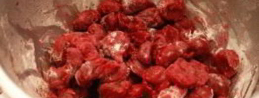 творожная запеканка с вишней в мультиварке. Шаг 5