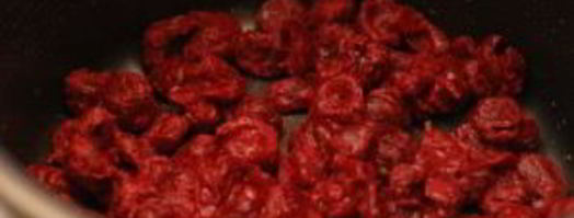 творожная запеканка с вишней в мультиварке. Шаг 6