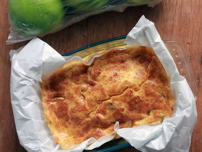 Рецепт творожной запеканки с яблоком и корицей