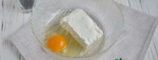 творожная запеканка с яблоком и маком. Шаг 2