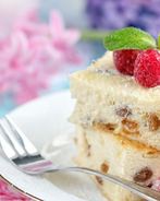 Воздушная творожная запеканка с изюмом