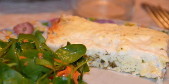 Закусочная запеканка с зеленью и чесноком