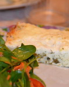 Закусочная запеканка с зеленью и чесноком