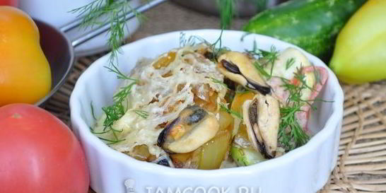 Запеканка из кабачков с мидиями