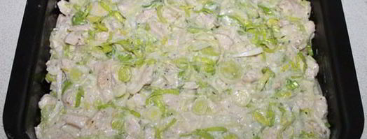 запеканка из курицы под слоеным тестом. Шаг 8