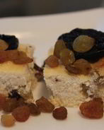 Запеканка из творога с сухофруктами