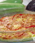 Запеканка с кабачками, фаршем и рисом