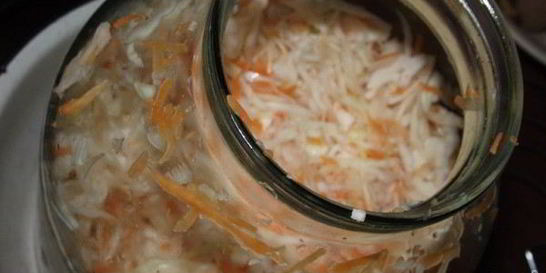 Быстрая квашеная капуста