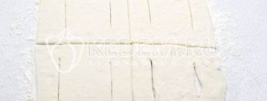 расстегаи с черничным джемом. Шаг 3